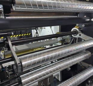 Installation of SOMA OPTIMA flexographic printing machine in Israel